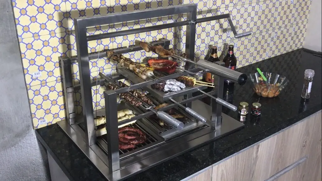 Churrasqueira moderna inox